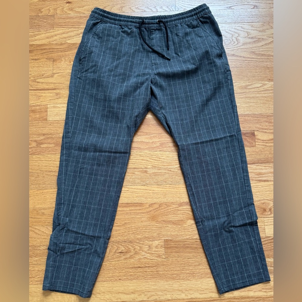 Men's Gray Checkered Pants